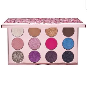 PUR Barbie pallete